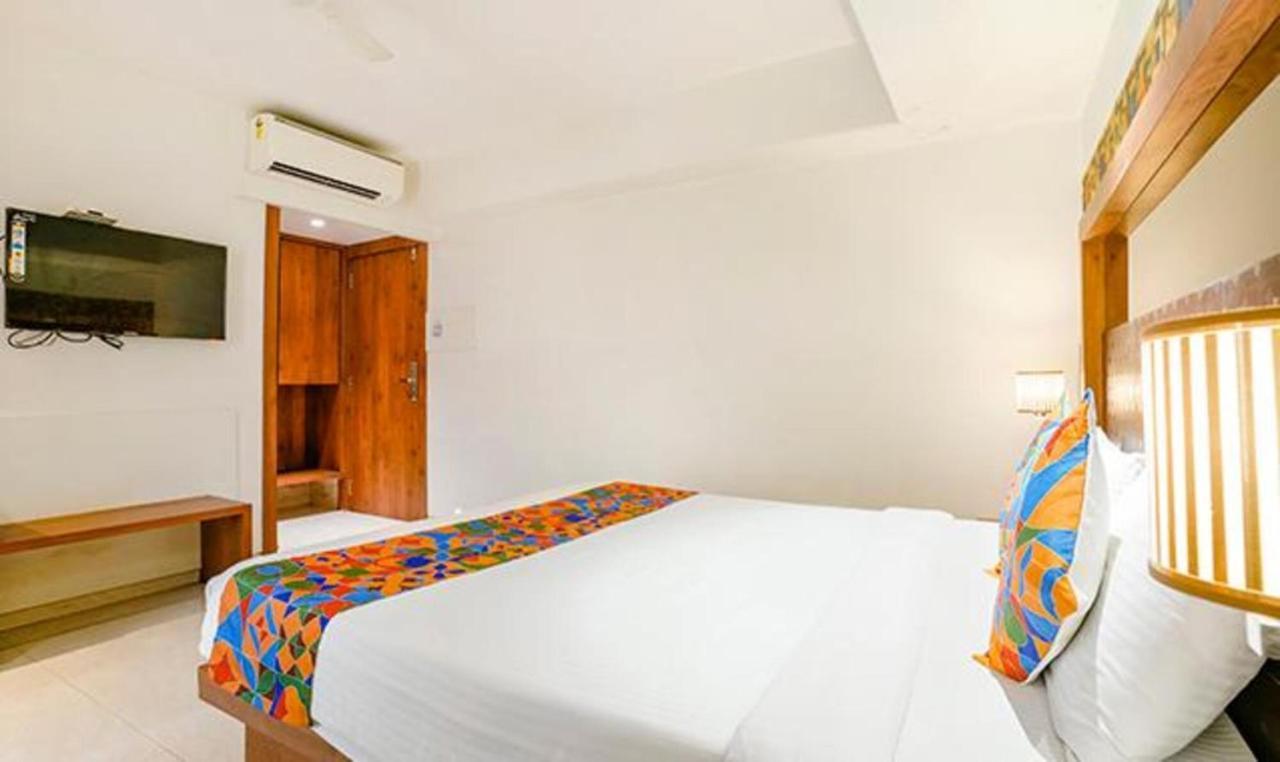 Srikrishna Paradise Hotel Thane Navi Mumbai Eksteriør billede