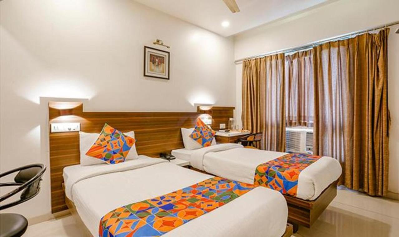 Srikrishna Paradise Hotel Thane Navi Mumbai Eksteriør billede